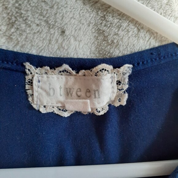 Btween Girls Size 8 Navy Blue Lace Up Three Quarter Sleeve Shirt - Picture 4 of 5